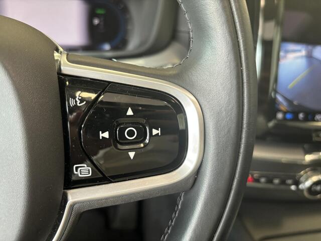 Volvo XC60 2.0 T6 Plug-in hybrid AWD Inscription 2100kg trekgewicht, + Trekhaak, Harman/kardon, Panorama schuifkanteldak