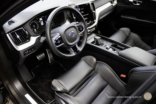 Volvo XC60 2.0 T8 AWD R-Design LEER PANO TREKHAAK HARMAN KARDON