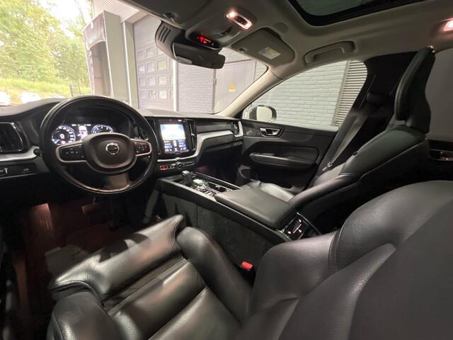 Volvo XC60 B5 Momentum | ACC | Panoramadak | Trekhaak | Head-Up | harman/kardon | 360° Camera