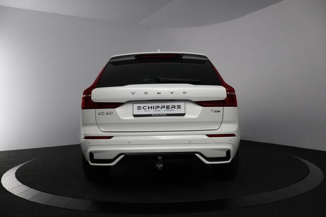 Volvo XC60 2.0 T6 Plug-in hybrid AWD Plus Dark | Trekhaak