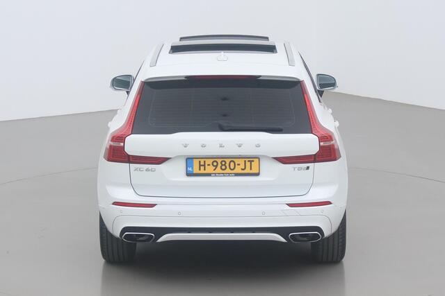 Volvo XC60 T5 R-Design | Panoramadak | Keyless | Camera | Getint Glas | Apple Carplay
