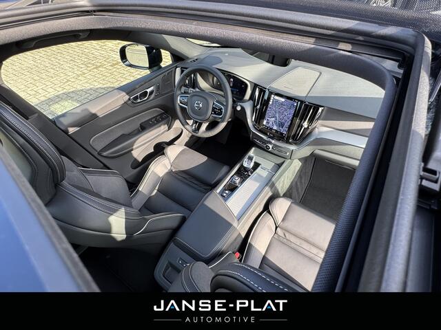 Volvo XC60 2.0 T6 Plug-in AWD Plus Black Edition Long Range | Pano | Harman/Kardon |