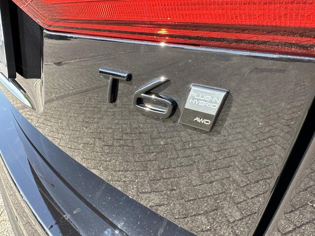 Volvo XC60 2.0 T6 Black Edition AWD Plug-in hybrid Panodak Leer 360Camera