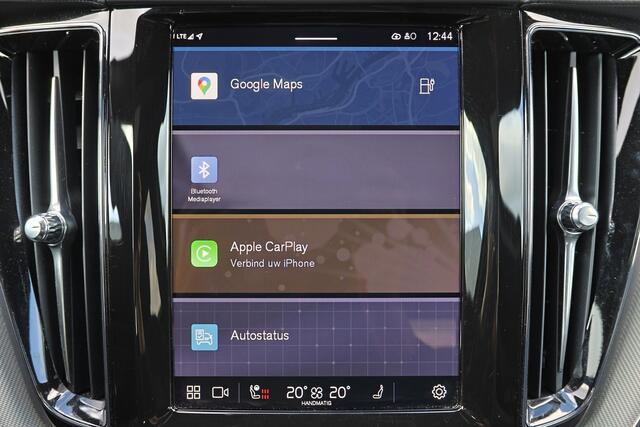 Volvo XC60 T8 Recharge AWD Ultra Black Edition - LONG RANGE - Luchtvering - Panorama/schuifdak - IntelliSafe Assist & Surround - 360º Camera - Adaptieve LED koplampen - Verwarmde voorstoelen, stuur & achterbank - Parkeersensoren voor & achter - Elektr. bedienb. voor