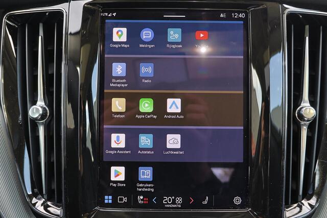 Volvo XC60 T6 Recharge AWD Ultra Dark - Luchtvering - Panorama/schuifdak - IntelliSafe Assist & Surround - 360º Camera - Harman/Kardon audio - Adaptieve LED koplampen - Verwarmde voorstoelen, stuur & achterbank - Parkeersensoren voor & achter - Elektr. bedienb. voor