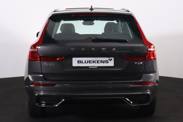 Volvo XC60 T6 Recharge AWD Ultra Dark - Panorama/schuifdak - IntelliSafe Assist & Surround - 360º Camera - Harman/Kardon audio - Adaptieve LED koplampen - Verwarmde voorstoelen, stuur & achterbank - Parkeersensoren voor & achter - Elektr. bedienb. voorstoelen met ge