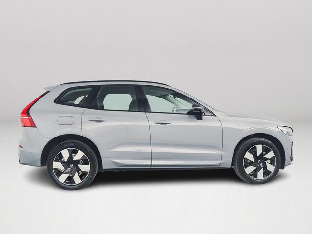 Volvo XC60 T6 Plug-in hybrid AWD Ultra Dark | Panoramadak | Luchtvering | 360º camera | Head-up Display | Stoel- en Stuurverwarming | Harman Kardon | Trekhaak