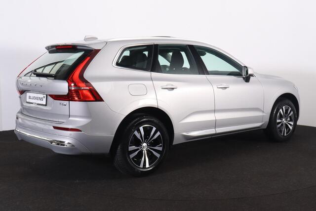 Volvo XC60 T6 Recharge AWD Core Bright - LONG RANGE - Panorama/schuifdak - IntelliSafe Assist & Surround - Parkeercamera achter - Verwarmde voorstoelen, stuur & achterbank - Parkeersensoren voor & achter - Draadloze tel. lader - 18' LMV