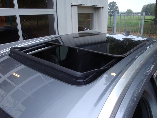 Volvo XC60 2.0 Recharge T6 AWD R-Design