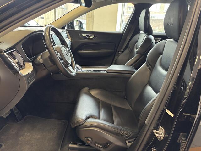 Volvo XC60 2.0 T8 Twin Engine AWD Inscription * BOMVOL * LEER * PANO * HUD * BLIS *