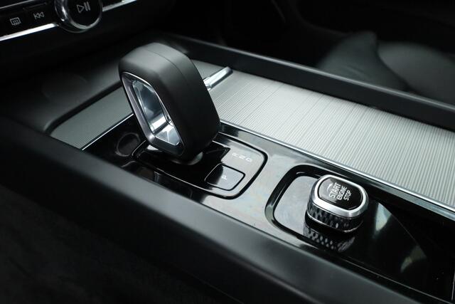 Volvo XC60 T6 Recharge Plus Bright | Pano | Memory seats | 360cam | Leder | 21'' | Harman Kardon