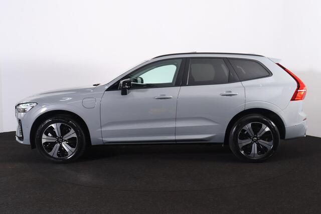 Volvo XC60 T6 Recharge AWD Plus Dark - LONG RANGE - Panorama/schuifdak - IntelliSafe Assist & Surround - 360º Camera - Harman/Kardon audio - Adaptieve LED koplampen - Verwarmde voorstoelen, stuur & achterbank - Parkeersensoren voor & achter - Elektr. bedienb. voorst