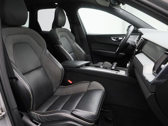 Volvo XC60 2.0 Recharge T6 AWD R-Design | PANO | CAMERA | ADAPTIVE | B&W | MEMORY | LUCHTVERING | STOEL- EN STUURVERW. | TREKHAAK