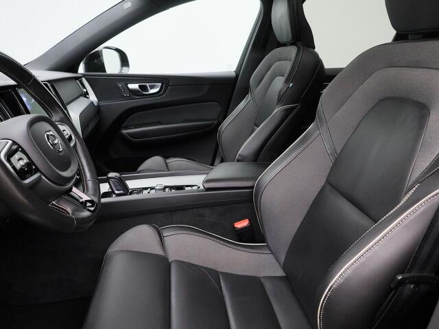 Volvo XC60 2.0 T6 Plug-in hybrid AWD R-Design | PANO | CAMERA | MEMORY | KEYLESS