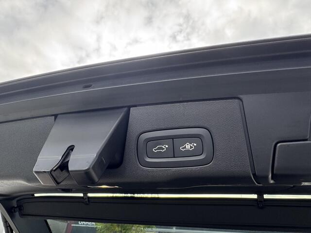 Volvo XC60 2.0 T6 Plug-in hybrid AWD Plus Black Edition