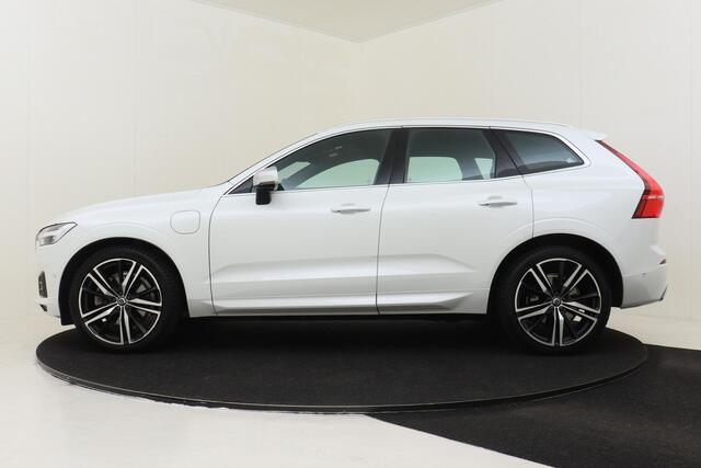 Volvo XC60 T8 TWIN ENGINE AWD R-DESIGN -PANO.DAK|360°CAM|LUCHTVERING|GEVENT.LEDER|POLESTAR|TREKHAAK|21"