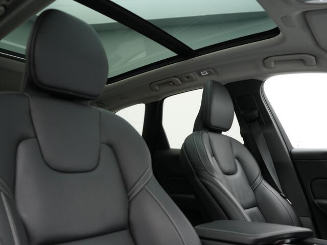 Volvo XC60 T8 AWD Ultimate Dark Long Range Plug In Hybrid 456pk Dealer O.H PHEV | Luchtvering | Panodak | Head Up | Adaptive Cruise | Lederen Sportstoelen Ventilatie & Massage & Memory | 360 Camera | Bowers & Wilkins | Google Assistent | Blis | Keyless |