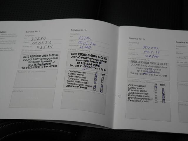 Volvo XC60 T8 AWD Ultimate Dark Long Range Plug In Hybrid 456pk Dealer O.H PHEV | Luchtvering | Panodak | Head Up | Adaptive Cruise | Lederen Sportstoelen Ventilatie & Massage & Memory | 360 Camera | Bowers & Wilkins | Google Assistent | Blis | Keyless |