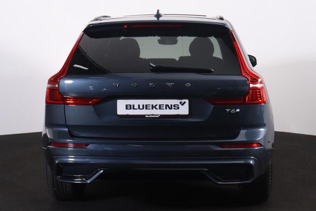 Volvo XC60 T6 Recharge AWD Plus Dark - LONG RANGE - Panorama/schuifdak - IntelliSafe Assist & Surround - 360º Camera - Harman/Kardon audio - Adaptieve LED koplampen - Verwarmde voorstoelen, stuur & achterbank - Parkeersensoren voor & achter - Elektr. bedienb. voorst