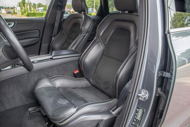 Volvo XC60 T5 AWD R-Design, Carplay, Keyless, Stoel & Stuurverwarming, Park Assist, Adaptive Cruise, Camera, Memory.