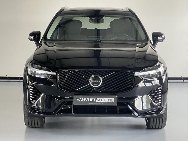 Volvo XC60 2.0 T6 Plug-in hybrid AWD Ultra Bright / Panorama Dak / Trekhaak / Head Up