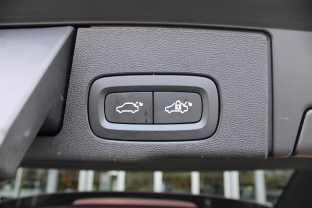 Volvo XC60 T8 Automaat Plug-in hybrid AWD Inscription | 360 Camera | Schuif/kanteldak | Trekhaak | Adapt. Cruise | H&K Audio