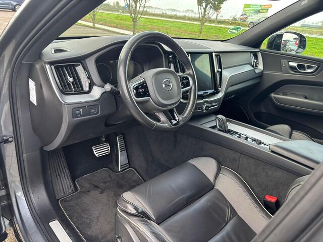 Volvo XC60 B5 R-Design 20"L.M.Velgen|Park.Verwaring|Donker Glas|Automaat