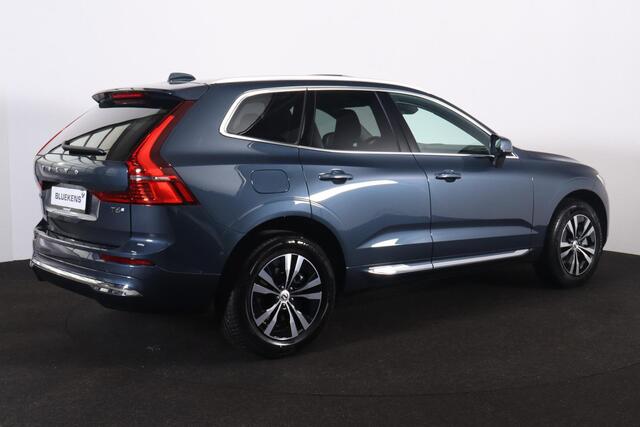 Volvo XC60 T6 Recharge AWD Core Bright - Panorama/schuifdak - IntelliSafe Assist & Surround - Parkeercamera achter - Verwarmde voorstoelen - Parkeersensoren voor & achter - Draadloze tel. lader - Extra getint glas - 18' LMV