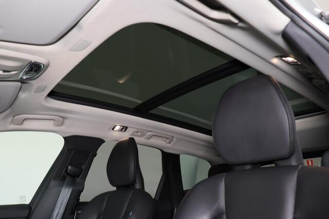 Volvo XC60 Recharge T8 AWD Inscription - Panorama/schuifdak - IntelliSafe Assist & Surround - Bowers & Wilkins audio - 360º Camera - Adaptieve LED koplampen - Verwarmde voorstoelen, stuur & achterbank - 19' LMV Parkeersensoren voor & achter - Elektr. bedienb. bestuu