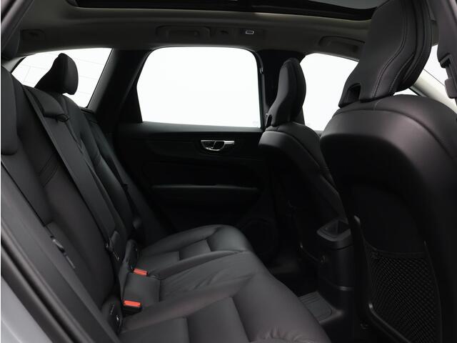 Volvo XC60 T6 AWD Plug-in hybrid Plus Dark