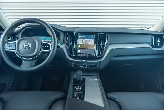 Volvo XC60 T8 Aut. Long Range Ultimate Bright ACC Parkeercamera Leder 455pk