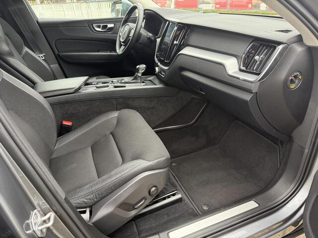 Volvo XC60 2.0 T4 190 pk Momentum Pro Intellisafe Pro