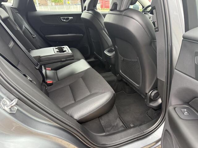 Volvo XC60 2.0 T4 190 pk Momentum Pro Intellisafe Pro