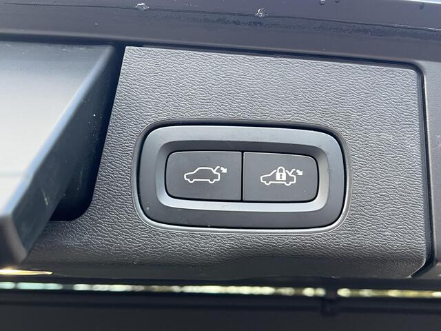 Volvo XC60 2.0 T6 Plug-in hybrid AWD Inscription Expression Mega Vol! 360° Camera | Harman Kardon | Leder | Stoel+Stuurverwarming | Panoramadak | Trekhaak | 12 mnd Bovag Garantie