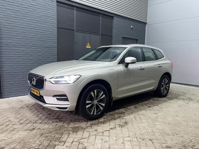 Volvo XC60 T8 Twin Engine Momentum Pro | Panoramadak | Trekhaak | ACC | Stoel+Stuurverwarming | BLIS