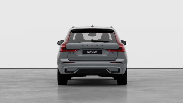 Volvo XC60 2.0 T6 Plug-in hybrid AWD Plus Black Edition | Verwacht Nov. 2025 | Luchtvering | 360º Camera | Schuif/Kantel-Panoramadak | Head-Up Display | 21" Lichtmetalen Wielen | Donkergetint Glas |