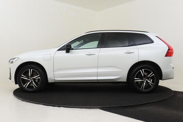 Volvo XC60 T6 RECHARGE AWD R-DESIGN -PANO.DAK|HARMAN/KARDON|TREKHAAK|CAMERA|POWER-SEATS|CLIMATE PACK PRO|ADAP.LED