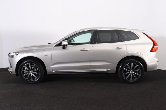 Volvo XC60 Recharge T6 AWD Inscription - Panorama/schuifdak - IntelliSafe Assist & Surround - 360º Camera - Harman/Kardon audio - Adaptieve LED koplampen - Verwarmde voorstoelen & stuur - Parkeersensoren voor & achter - Elektr. bedienb. voorstoelen met geheugen - He