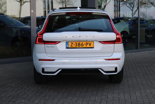 Volvo XC60 2.0 T6 Plug-in hybrid AWD Ultimate Dark | Schuif-/ kanteldak| Head-up display| Harman Kardon audiosysteem| Stoelverwarming voor + achter| Stuurwielverwarming| Semi- elektrisch inklapbare trekhaak|