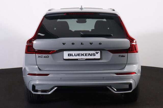 Volvo XC60 T6 Recharge AWD Ultra Black Edition - Panorama/schuifdak - IntelliSafe Assist & Surround - 360º Camera - Harman/Kardon audio - Adaptieve LED koplampen - Verwarmde voorstoelen, stuur & achterbank - Parkeersensoren voor & achter - Elektr. bedienb. voorstoel