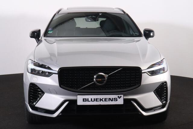 Volvo XC60 T6 Recharge AWD R-Design - Panorama/schuifdak - IntelliSafe Assist & Surround - Harman/Kardon audio - Adaptieve LED koplampen - Parkeercamera achter - Verwarmde voorstoelen & stuur - Parkeersensoren voor & achter - Elektr. bedienb. voorstoelen met geheuge