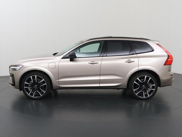 Volvo XC60 2.0 T6 Plug-in hybrid AWD Ultimate Dark | Trekhaak | Schuifdak | Harman Kardon | 360 camera | Head-up | Stoelverwarming voor & achter | Keyless Go |