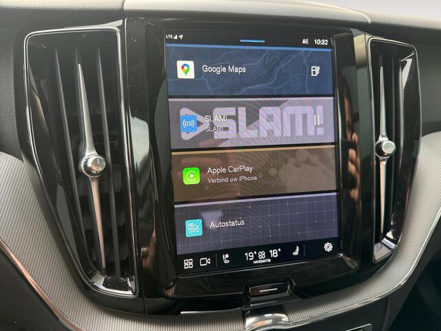 Volvo XC60 2.0 T6 Plug-in hybrid AWD Plus Dark | Trekhaak | Panormadak | Lederen bekleding | Adaptive Cruise Control |