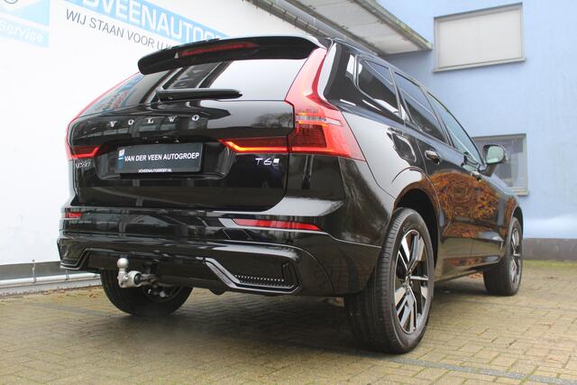 Volvo XC60 2.0 T6 Plug-in hybrid AWD Plus Dark | FACELIFT | Keyless entry/start | Achteruitrijcamera | Elektrische kofferbakklep | Memory stand stoelen | Adaptive cruise | Wegklapbare trekhaak | Apple CarPlay/Android Auto | Climate controle | Draadloze telefoonlader