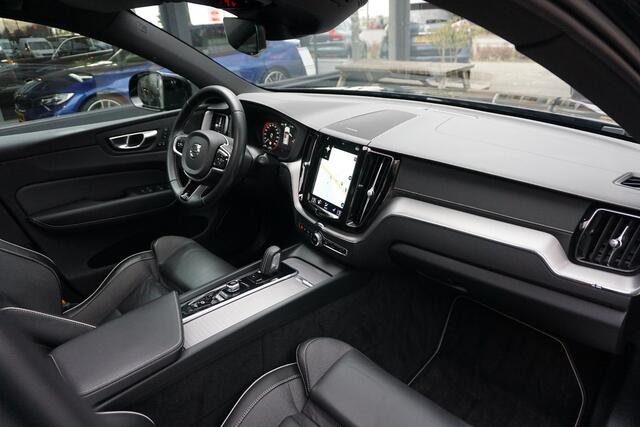 Volvo XC60 2.0 T8 Plug-in-hybrid AWD Polestar Engineered