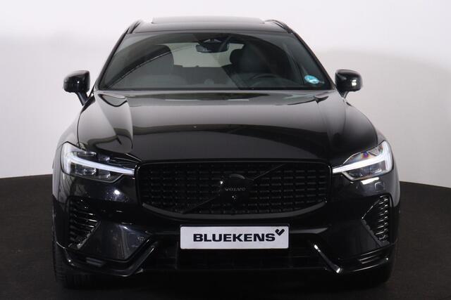 Volvo XC60 T6 Recharge AWD Plus Black Edition - Luchtvering - Panorama/schuifdak - IntelliSafe Assist & Surround - 360º Camera - Bowers & Wilkins audio - Adaptieve LED koplampen - Verwarmde voorstoelen, stuur & achterbank - Parkeersensoren voor & achter - Elektr. be