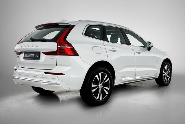 Volvo XC60 2.0 T6 Plug-in hybrid AWD Core Bright Pano, Carplay