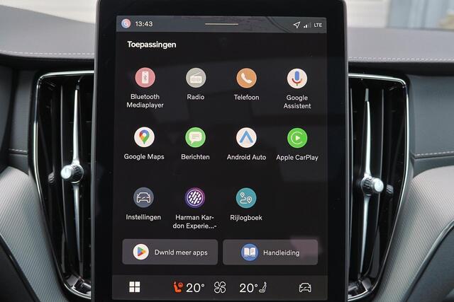 Volvo XC60 T6 Recharge AWD Ultra Black Edition - Panorama/schuifdak - IntelliSafe Assist & Surround - 360º Camera - Harman/Kardon audio - Adaptieve LED koplampen - Verwarmde voorstoelen, stuur & achterbank - Parkeersensoren voor & achter - Elektr. bedienb. voorstoel