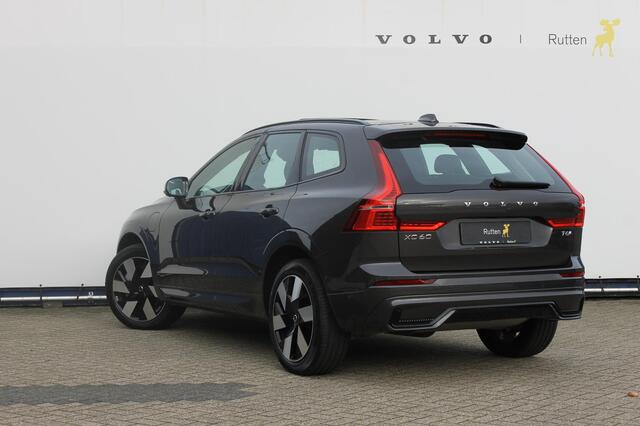 Volvo XC60 T6 350PK Automaat Plug-in hybrid AWD Ultra Dark Head-up display / Semi elektrisch wegklapbare trekhaak / Panoramisch schuif-kanteldak / Harman Kardon audio