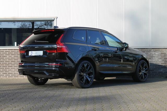 Volvo XC60 2.0 T6 AWD Black Edition - Pano - Luchtvering - Harman/Kardon